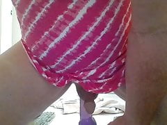 amateur dude in a dress has anal orgam