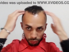 sugary lips with tongue