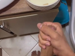 MY MILK WITH THE COWS MILK