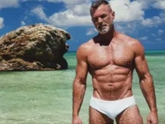 Gay-threesome, big-dick, bulge