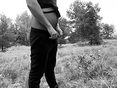 I show my body outside. someone saw me!