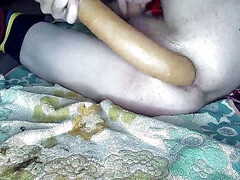 A big dildo in my asshole, again NO AUDIO