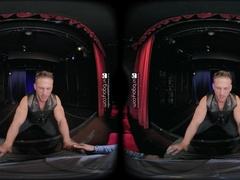 VRB Queer: Steamy Muscle Dancer Inhales and Rails A Huge Weenie - VR Pornography