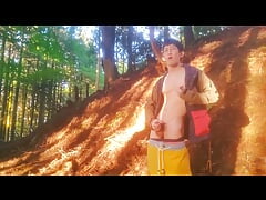 Fapping on nature 1