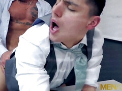 MENATPLAY - Detective Frank Valencia anal fucks Ken Summers