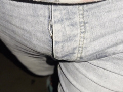 Super-Fucking-Hot urinate in jeans