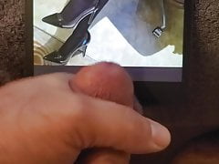 Jerk Off & Cum Tribute on Sexy Asian Legs and High Heels