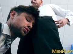 Blowage, office, masturbation