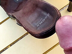 Jerking my cock and cumming on shoes