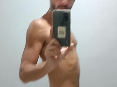 Nasty onanism in front of the mirror with phat cuming