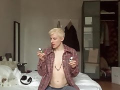 TWINK IS ALWAYS HUNGRY FOR RAW COCK