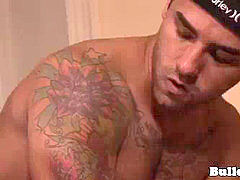 feet fetish english otters nutting on sneaker