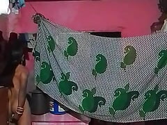 Madhuri Bhabhi crossdressing