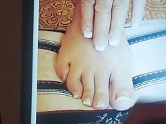 Cum on Sharon' feet and hand