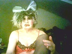 Sarah flaunts her sexy side in lingerie and high heels for her custom audience