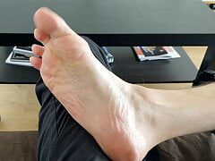 Men wrinkled soles