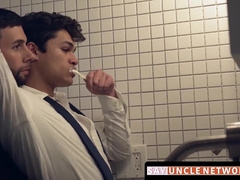 SayUncleNetwork.com - Two Mormon twinks raw fuck secretly in the bathroom