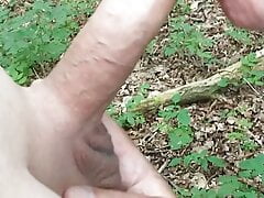 Chrisrug sucking a mate in the woods