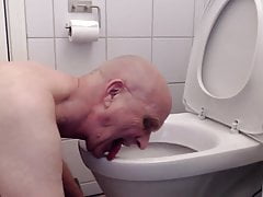 Faggot Martin Cleaning