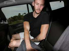 Naked lover gets his dose of pleasure on the backseat