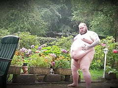 Superchubby SOC - taking a shower outside in the rain