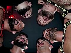 Tops vs Bottoms Viktor Rom, Amir Fuxx, XuxoBCN, Dimitri Venum, Scott Carter, ReadyPlayer4 &