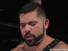 Zack Taylors bar hookup turns into toy filled fuckfest with Alessandro Del Toro