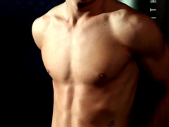 Justin Owen Next Door dudes Solo