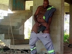 Amateur gay stepdad The Hunter Black goes solo for some personal time