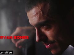 Muscular Man With Big Cock Had Anal Sex - Bromo