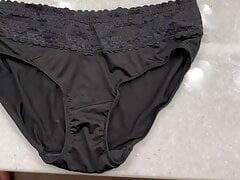 Cum on young girls black silk panties
