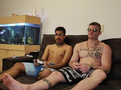 2 gay-for-pay folks making out