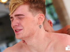 SOUTHERNSTROKES David Sky Humped Blair Knight After Make Out