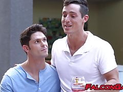 Hansome man barebaking hunk after sucking big fat dick