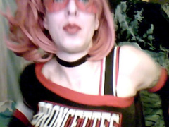 utter CD web cam demonstrate by vikkicd16