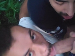 Rica Mamada en el parque haciendo Cruising