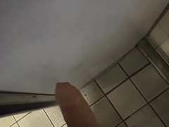Cruising at public restroom in London