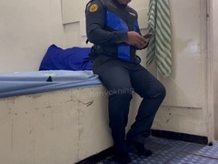 Pinoy security guard gets down to solo pleasure with some solo gay action