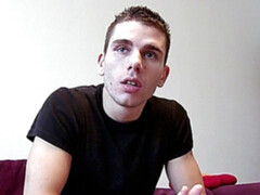 Bubble butt dude enjoying hardcore fucking in POV