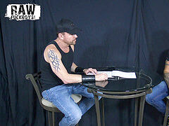 inked muscle dad Sean Duran face boinks blindfolded jock