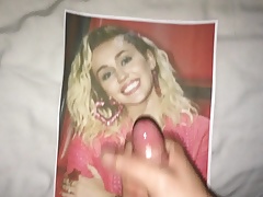 Miley Cyrus cum tribute 6