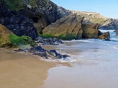 Felixproducer wanking with cumshot at the beach