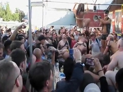 In Public 25 Twister at Folsom