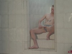 Bathroom, tetatita, onanism