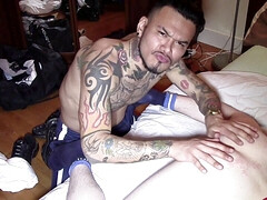 Leo Senthy fucked bareback by the top Latino Pablo Bravo