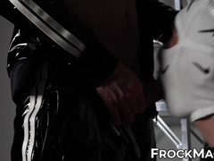 Athletic Nando Vasquez pleased himself in a solo dick jacking session