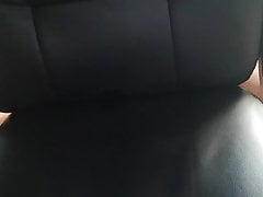 Follandome la silla de la oficina