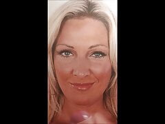 Tribute to someone's hot mother!