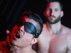 Brunette hunks Logan Styles and Rocky Vallarta enjoy raw anal