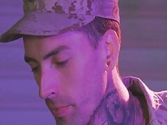 Inked bi dude creampies